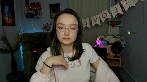 Snapshot of erica_star chatting on 02-12-26, 01:39 erica_star online show from 02-12-26, 01:39