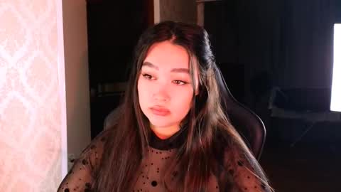 Erica Wayne online show from 12-01-25, 07:41