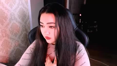 Snapshot of erica_wayne chatting on 03-21-26, 05:05 Erica Wayne online show from 03-21-26, 05:05