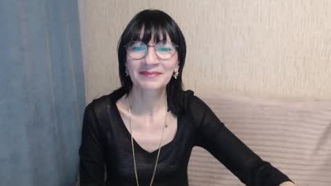 ericablack8 online show from 12-04-25, 12:03