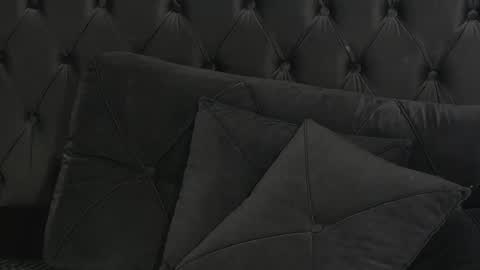 Erica online show from 12-11-24, 05:26