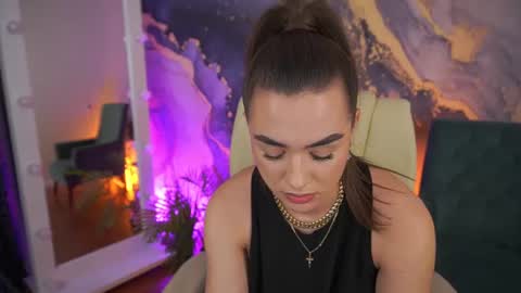Snapshot of ericasin chatting on 06-12-26, 03:33 Erica online show from 06-12-26, 03:33