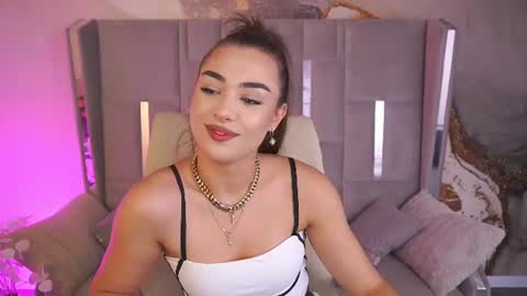 Erica online show from 08-04-26, 02:19