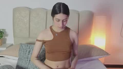 Dayanna online show from 06-25-26, 03:39