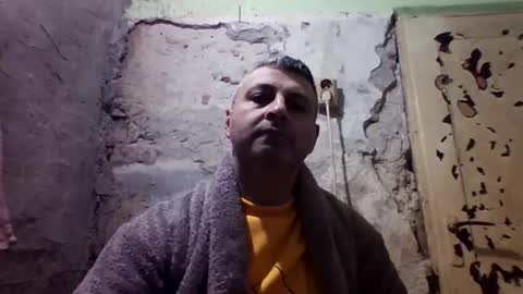 Snapshot of ericboy32 chatting on 04-13-26, 12:16 eric online show from 04-13-26, 12:16