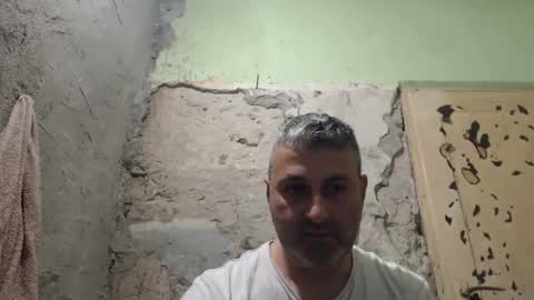 Snapshot of ericboy32 chatting on 05-23-26, 02:06 eric online show from 05-23-26, 02:06