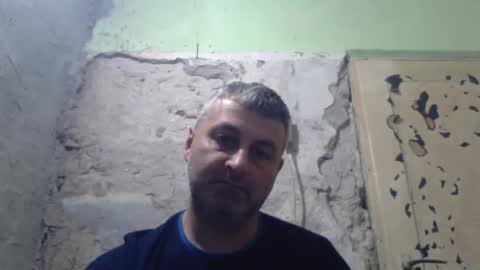 Snapshot of ericboy32 chatting on 05-26-26, 06:37 eric online show from 05-26-26, 06:37