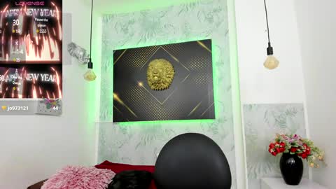   online show from 01-21-25, 07:04