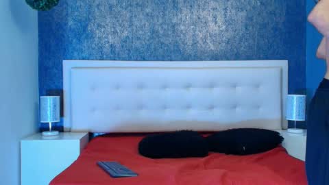   online show from 09-10-25, 03:28