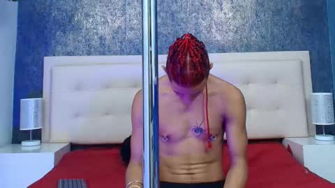   online show from 10-03-25, 03:47