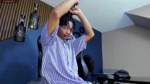 Snapshot of erickcarmack chatting on 03-08-25, 05:17 Erick online show from 03-08-25, 05:17