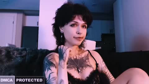 Snapshot of erii_xoxo chatting on 11-23-25, 03:06 Rainbow on your spoon online show from 11-23-25, 03:06