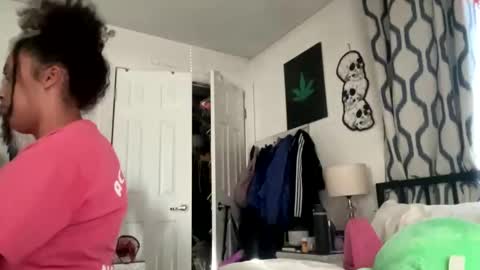 Lea  Erik online show from 11-04-25, 07:02