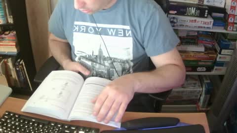 Snapshot of erik_dapper chatting on 05-13-26, 07:39 Erik Dapper online show from 05-13-26, 07:39