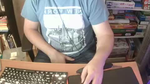 Erik Dapper online show from 06-17-26, 08:28