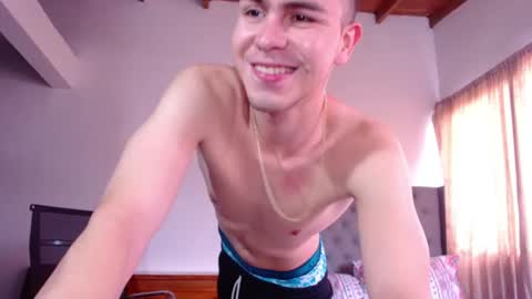 Snapshot of erik_rodriguez chatting on 01-08-26, 02:41 Erik rodriguez online show from 01-08-26, 02:41