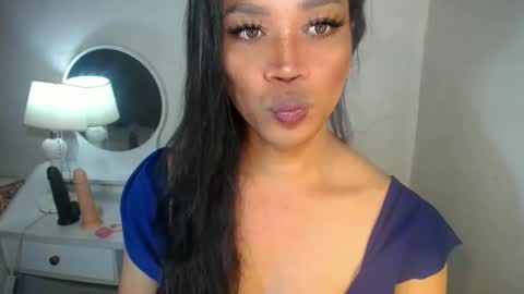 Snapshot of erika_madrigal chatting on 09-09-25, 11:59 erika_madrigal online show from 09-09-25, 11:59