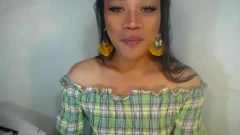 Snapshot of erika_madrigal chatting on 09-28-25, 08:58 erika_madrigal online show from 09-28-25, 08:58
