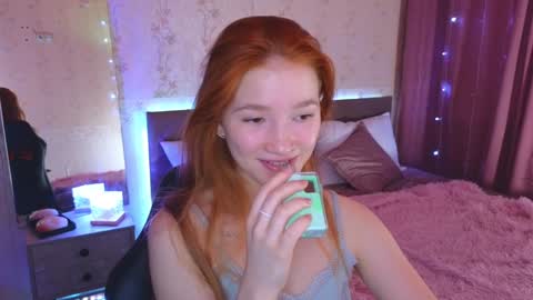 Snapshot of erikabrian chatting on 12-22-24, 07:00 erikabrian online show from 12-22-24, 07:00