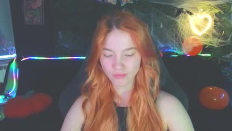 Snapshot of erikabrian chatting on 10-28-25, 02:04 erikabrian online show from 10-28-25, 02:04