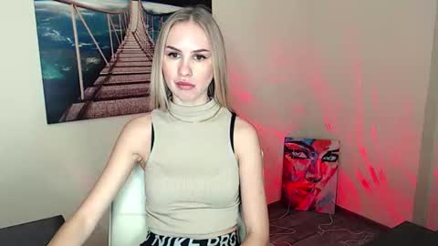 Erika online show from 10-30-25, 12:39