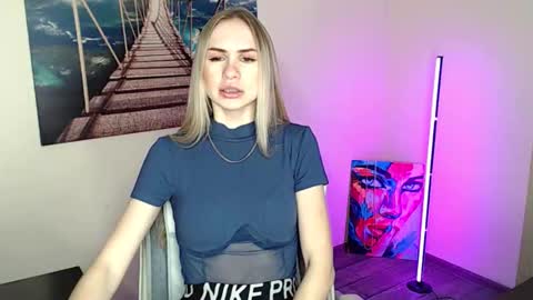 Erika online show from 03-16-26, 01:15