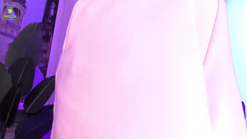 Snapshot of erikalustx chatting on 12-04-25, 04:11 Erika online show from 12-04-25, 04:11