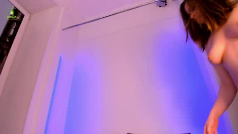 Snapshot of erikalustx chatting on 05-04-26, 04:08 Erika online show from 05-04-26, 04:08