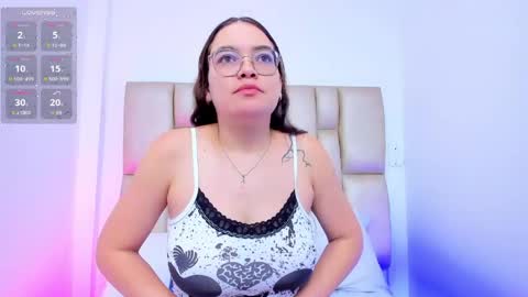 Snapshot of erikastar_ chatting on 05-07-26, 11:59 Erika online show from 05-07-26, 11:59