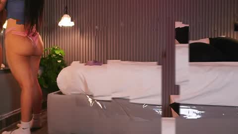 Eri  online show from 04-13-26, 08:25