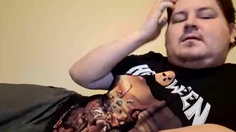 Snapshot of erikstar chatting on 01-19-25, 07:47 erikstar online show from 01-19-25, 07:47