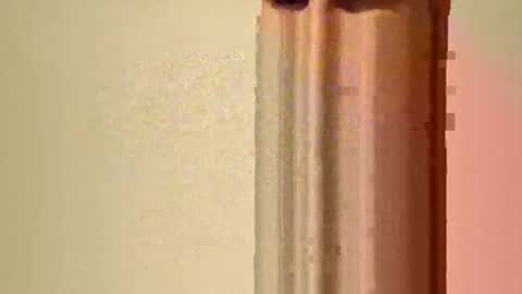 Snapshot of erikstar chatting on 10-11-25, 10:30 erikstar online show from 10-11-25, 10:30