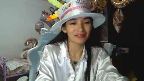 erina_1 online show from 03-02-25, 03:13