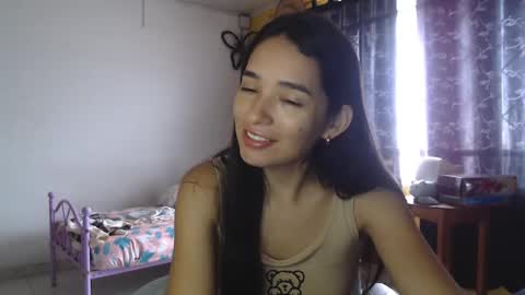 erina_1 online show from 03-07-25, 04:00