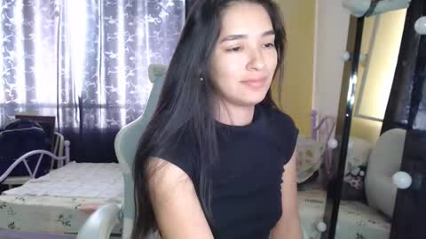 erina_1 online show from 11-08-25, 04:18