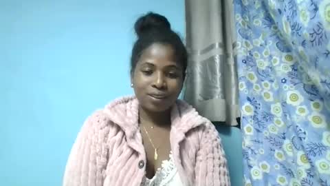 Snapshot of erisca19 chatting on 06-10-26, 03:11 Erisca19 online show from 06-10-26, 03:11