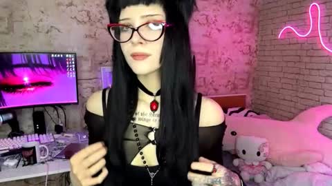 Nina online show from 02-13-26, 07:04