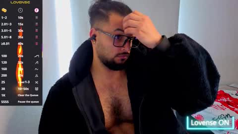 Snapshot of ernesto_rodriguez_82 chatting on 10-31-25, 06:53 ernesto rodriguez 82 online show from 10-31-25, 06:53