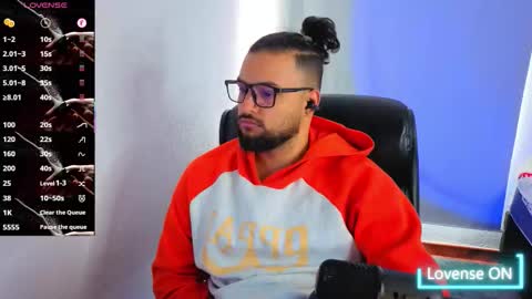 Snapshot of ernesto_rodriguez_82 chatting on 12-04-25, 05:10 ernesto rodriguez 82 online show from 12-04-25, 05:10