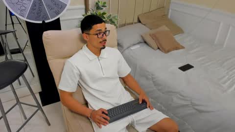 eros_becker_ online show from 03-30-26, 12:44