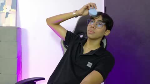 Snapshot of eros_lux1 chatting on 06-30-26, 12:39 Eros Lux1 online show from 06-30-26, 12:39
