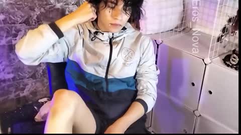 Eros Nova online show from 12-18-25, 04:51