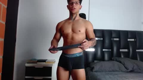 Eros online show from 11-17-25, 05:52