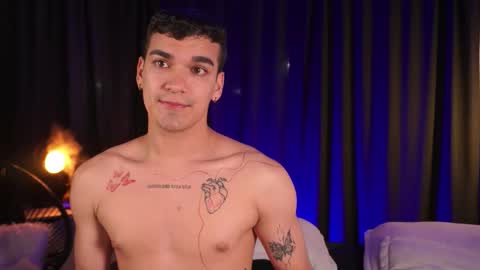 Snapshot of eroswild_ chatting on 11-15-25, 03:59 Eros Wild online show from 11-15-25, 03:59