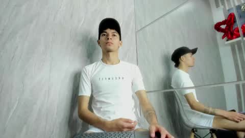 Eros Yoss online show from 05-05-26, 12:24
