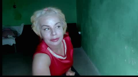 Snapshot of erotic_dessire chatting on 04-09-26, 06:46 Eve online show from 04-09-26, 06:46