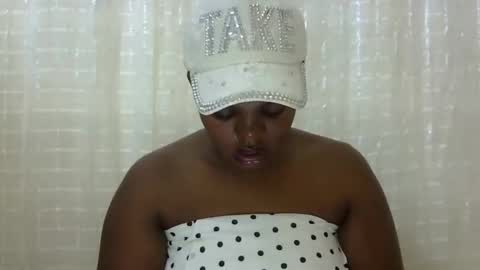 Snapshot of erotic_ebony56 chatting on 11-06-25, 03:07 erotic_ebony56 online show from 11-06-25, 03:07