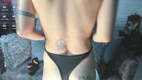 Snapshot of eroticazir chatting on 01-15-25, 03:43 Valentine online show from 01-15-25, 03:43