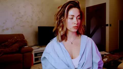 LylaXXX online show from 02-28-25, 12:31