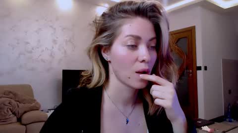 LylaXXX online show from 03-06-25, 07:21